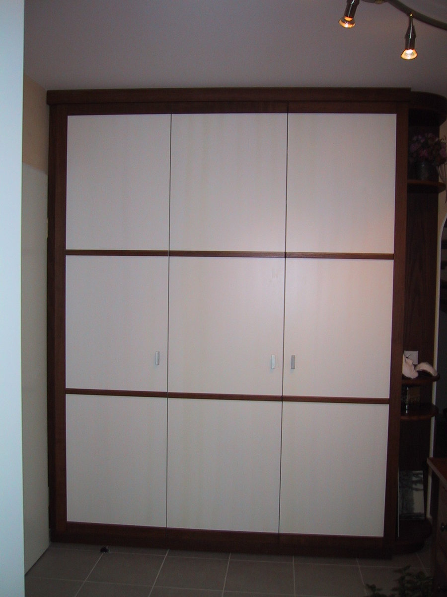 Wandschrank